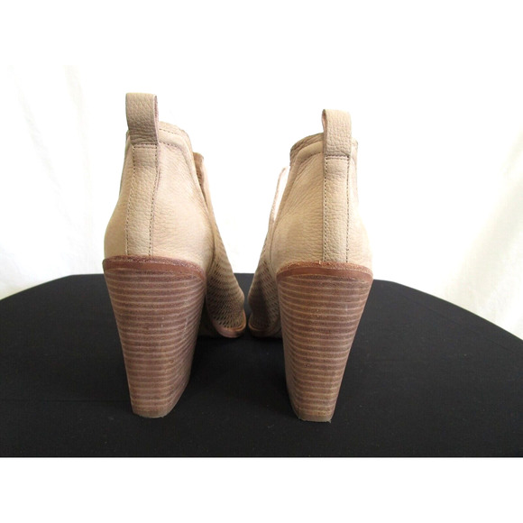 Vince Camuto Beige Perforated Suede High Heel Bootie Sandals Women Sz 9.5 M - Picture 10 of 15